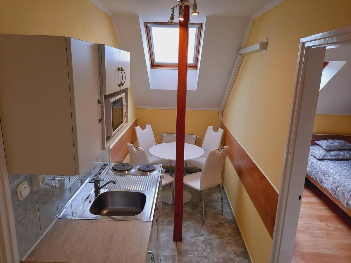 Apartmanhaz King Heviz Exterior photo